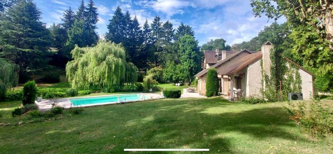 Le Moulin De La Vernoelle Premilhat Exteriör bild